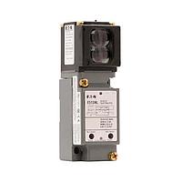 Eaton E53KBL18T110ED ອຸປະກອນສັງເກດຄວາມໃກ້ Proximity Sensors 18MM CAP PROX 3W DC NPN MICRO CONN