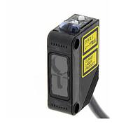 OMRON E3Z-LR81 ເຊັນເຊີ Photoelectric Laser ຂະໜາດກະທັດຮັດພ້ອມເຄື່ອງຂະຫຍາຍສຽງໃນຕົວ (Retro-reflective, 15000 mm, PNP)