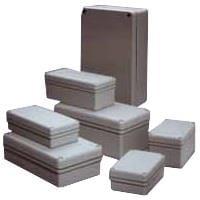Hammond Manufacturing R111-081-000 EMI/RFI ປ້ອງກັນ EMI/RFI - ກັນນ້ຳ 3.3x3.1x1.8" ອິນດັກຊັນ