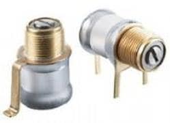 ອົງປະກອບ trimmer capacitor ສຳລັບການປັບຈູນວົງຈອນອິເລັກໂທຣນິກ