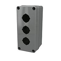 Bud Industries PBB-11835-3 ກອງປຸ່ມກົດ Polycarbonate ກັບປຸ່ມກົດສາມປຸ່ມ (7.1 X 3.2 X 3.4 ນິ້ວ)