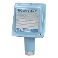 OMEGA PSW-240D ຕົວປ່ຽນແປງຄວາມດັນອຸດສາຫະກຳທີ່ປົກປ້ອງຢ່າງແຮງສໍາລັບສະພາບແວດລ້ອມທີ່ຮ້າຍແຮງ (Gauge, 1700 psi, NPT Female, 1/4 in, IP66, NEMA Type 4X)