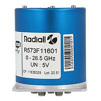 Radiall R573F11601 ຮີເລຍສະຖິດຄວາມຖືກຕ້ອງສູງ SP6T Ramses SMA 26.5GHz ສະຖານະປິດປົດປົດປົດ 5Vdc ພວມ USB