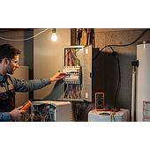 Identifying the causes of short-term power outages using a power analyzer.