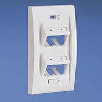 Panduit UICFPSE4EI ປົກກັນອິເລັກທຣິກເຄື່ອງມືດ້ານໜ້າ, 4 ພອດ, ຜູ້ບໍລິຫານ, ລົ່ນ, Ul