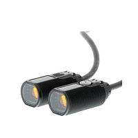 OMRON E3FA-TP12 2M ເຊັນເຊີ Photoelectric ທີ່ມີເຄື່ອງຂະຫຍາຍສຽງໃນຕົວ (15000 mm, Through-beam, plastic, PNP, Cable 2m)