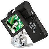 Why is the microscope in focus but the image is still unclear?