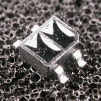 Kingbright ATIR0711S ອຸປະກອນສະຫນອງແບບແສງ, ປະຕິສູດ, ອອກພວດໂຟໂຕທຣານຊິດ 3.4X2.7MM ອຸປະກອນສະຫນອງແບບແສງປະຕິສູດ PHOTO INTERRUPTER SMD LED