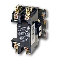Carlo Gavazzi GDP401SS480V ອຸປະກອນສະເລີຍອຸດສາຫະກຳ ຮູບແບບສອງຂາຍ ສໍາລັບວັດຖຸປະຈຳແນ່ນອນ, ຕິດຕາມກຳນົດ 40Amps (FLA ທີ່ 240VAC) ຕົວຕິດຕໍ່ມີຂາຍສະຫວັນ, ເຄື່ອງລົງຂອງ 480 VAC. ຂາຍໜຶ່ງກຳລັງຖືກສະແດງຜ່ານ ໃນຂະນະທີ່ຂາຍອື່ນໜຶ່ງເປັນທາງຜ່ານ.