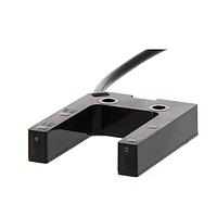 OMRON E3Z-G61 ເຊັນເຊີ Photoelectric ປະເພດ Grooved ມີເຄື່ອງຂະຫຍາຍສຽງໃນຕົວ (Single through-beam, 25 mm, NPN)