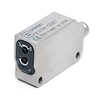 Omron Automation and Safety E3ZM-CD87 ອຸປະກອນສັກສິນການຢູ່ໃກ້ປະເພດ Diffuse PNP M8 Conn