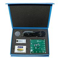 Monolithic Power Systems (MPS) EVKT-MP5470 ການຈັດການພະລັງງານພິເສດ ຊຸດນີ້ປະກອບດ້ວຍ EV5470-L-00A EVB, ໜຶ່ງ EVKT-USBI2C-02-BAG, MP5470GL-0000, ແລະ ຊັບພະລັງອອນໄລນ