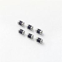 Littelfuse V5.5MLA0402FR MLVs 5.5V 20A 220pF ວາຣິສເຕີຫຼາຍຊັ້ນ