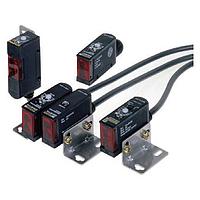 Omron Automation and Safety E3S-AD32 ອຸປະກອນສັນເຊື່ອມແສງສີ 70CM DIF PNP HOR