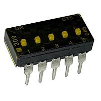 CTS Electronic Components 209-5MSFD ສະລັບ DIP ຜ່ານຮູ, DIP SWITCH ທອງ, 5-ຂາ, ຕົວກະທົບລະດັບກາງ, ການປິດດ້ານລຸ່ມ, ອອບ, ແບບຂອງຂາຕົວຕິດຕັ້ງຕົວໂຍງ, ກະປ່ອງທູບ