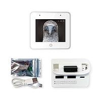 Espressif Systems ESP32-S3-BOX-3B ໂມດູນຫຼາຍໂປໂຕຄອນ The ESP32-S3-BOX-3 ແມ່ນເຄື່ອງມືພັດທະນາລະດັບຖັດຕໍ່ໄປ ອອກແບບສໍາລັບ AIoT, Edge AI, ແລະ IIoT ແອັບພລິເຄຊັນ. ມັນຖືກພັດທະນາບົດຕົວຈາກ ESP32-S3 SoC ທີ່ມີພະລັງງານສູງ ແລະມີການອອກແບບກະບຽນທີ່ກະທັດ ແລະງາມງວດ ພ້ອມທັງມີການປະກອບທີ່ຫຼາຍຫຼືອຸປະກອນທີ່ຫຼາຍ, ເພື່ອເປັນພະລັງໃຫ້ນັກພັດທະນາ.