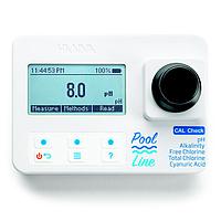HANNA HI971044 Pool Line Free &amp; Total Chlorine, Cyanuric Acid, ແລະ pH Portable Photometer with CAL Check - meter only