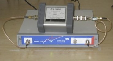 Vector network analyzer used for PDN impedance measurement