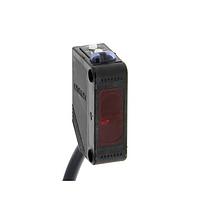 OMRON E3Z-D61 ເຊັນເຊີ Photoelectric ຂະໜາດກະທັດຮັດ (100 mm, NPN, cable 5 m)